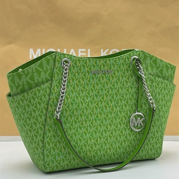 Michael Kors Jet Set Large Signature Logo Chain Shoulder Tote Bag
Jungle Green - Picture 5 of 16